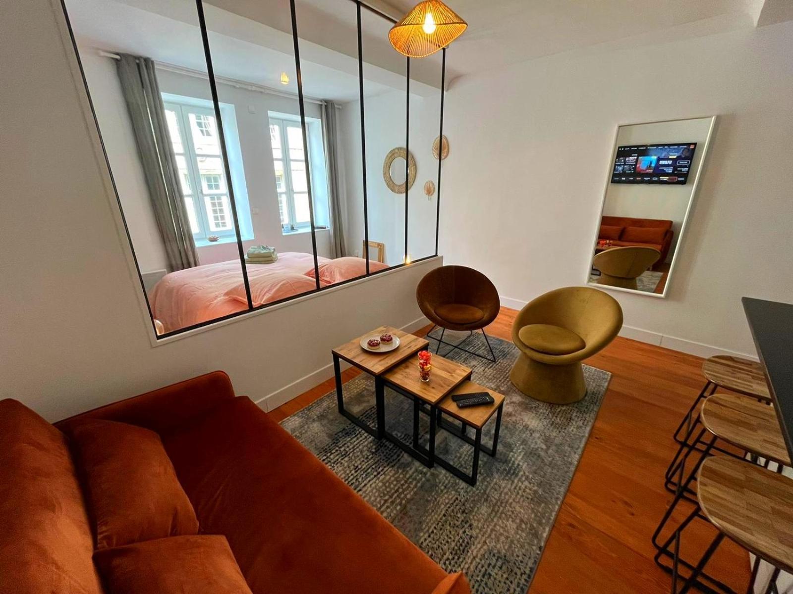 Elegant Studio En Hypercentre Dans Le Quartier Historique Anime Avec Parking Gratuit Caen Zewnętrze zdjęcie