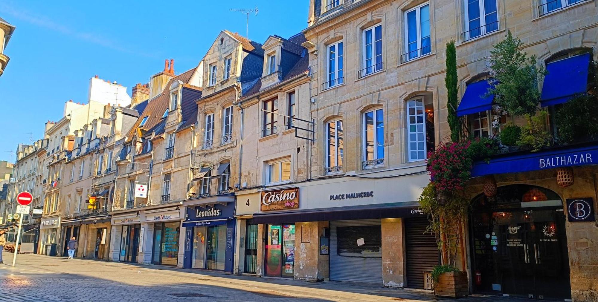 Elegant Studio En Hypercentre Dans Le Quartier Historique Anime Avec Parking Gratuit Caen Zewnętrze zdjęcie